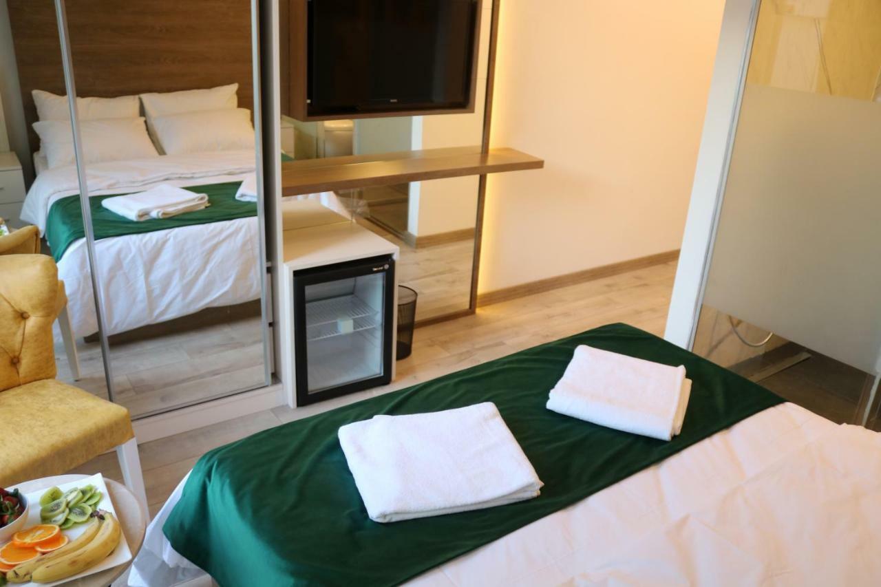 Musk Hotel